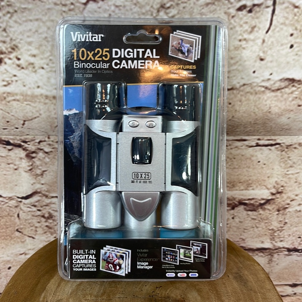 Vivitar 10 x 25 Binocular Digital Camera NWT